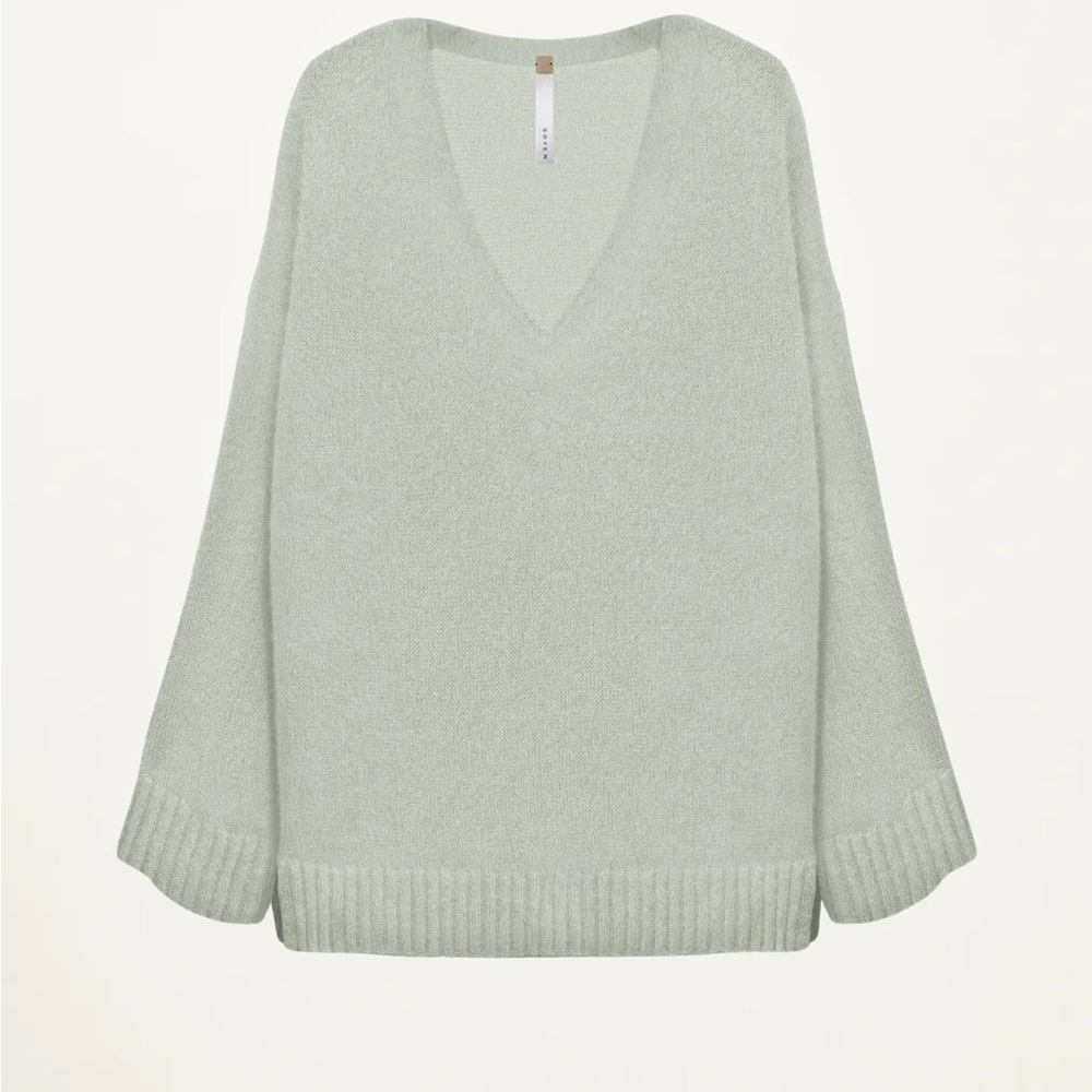SOYER Featherweight Cashmere/Silk V Neck Sweater in Jade